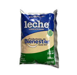 Leche Semidescremada Dos Pinos Bolsa 1.5% Grasa 750 mL